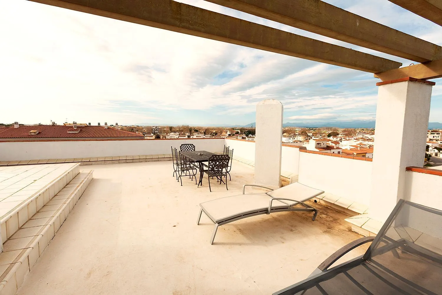 Apartamentos Empuriabrava Maurici Park