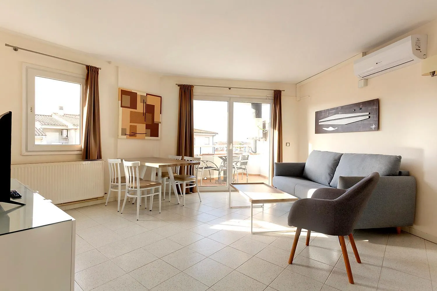 Apartamentos Empuriabrava Maurici Park Spain